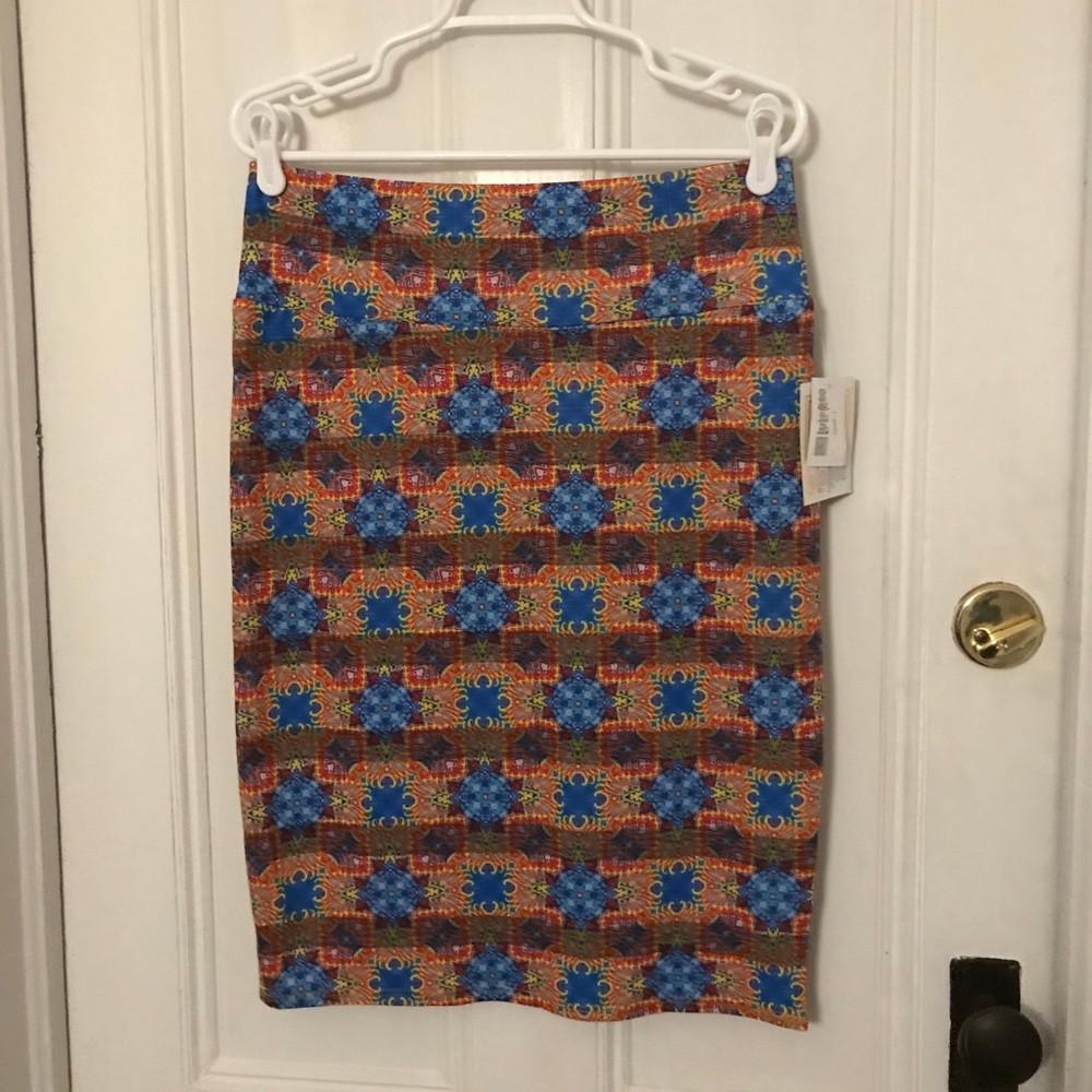 NWT LuLaRoe Cassie Skirt